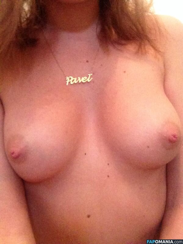 Alexandra Stan Обнажённый Утёкшее фото #1