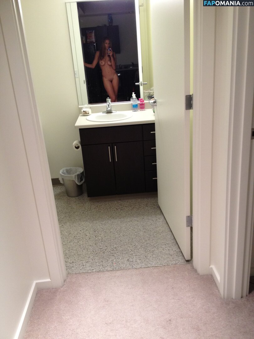 Alysha Clark Обнажённый Утёкшее фото #2