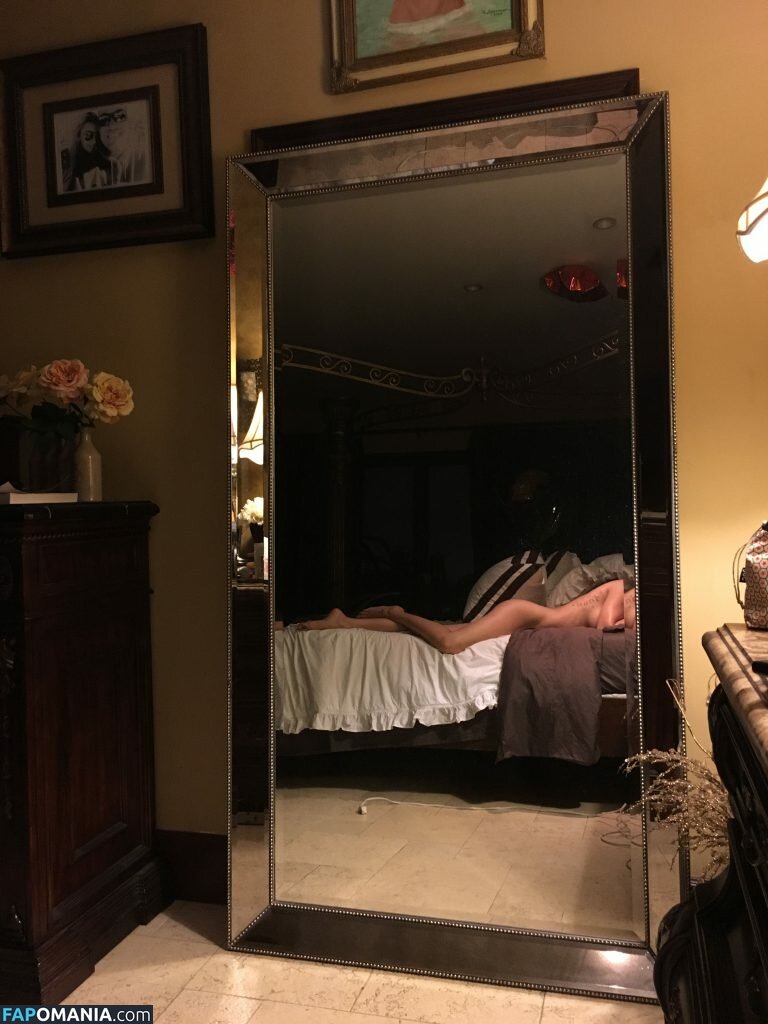Amber Nichole Miller Обнажённый Утёкшее фото #31