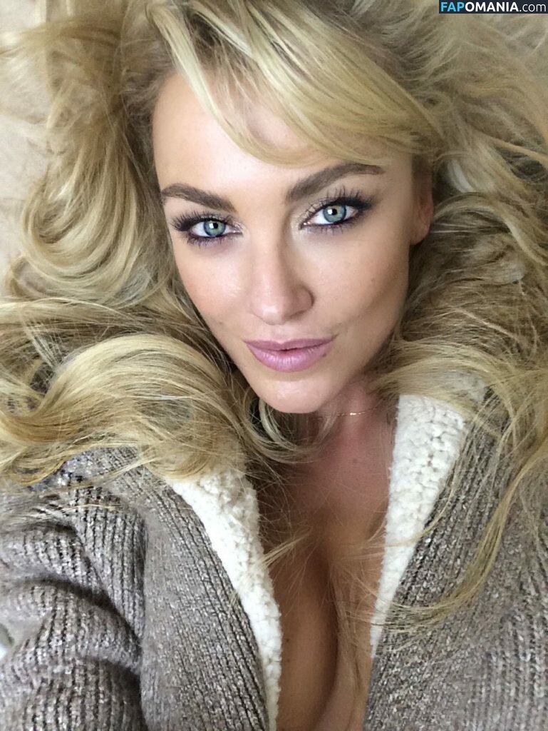 Amber Nichole Miller Обнажённый Утёкшее фото #57