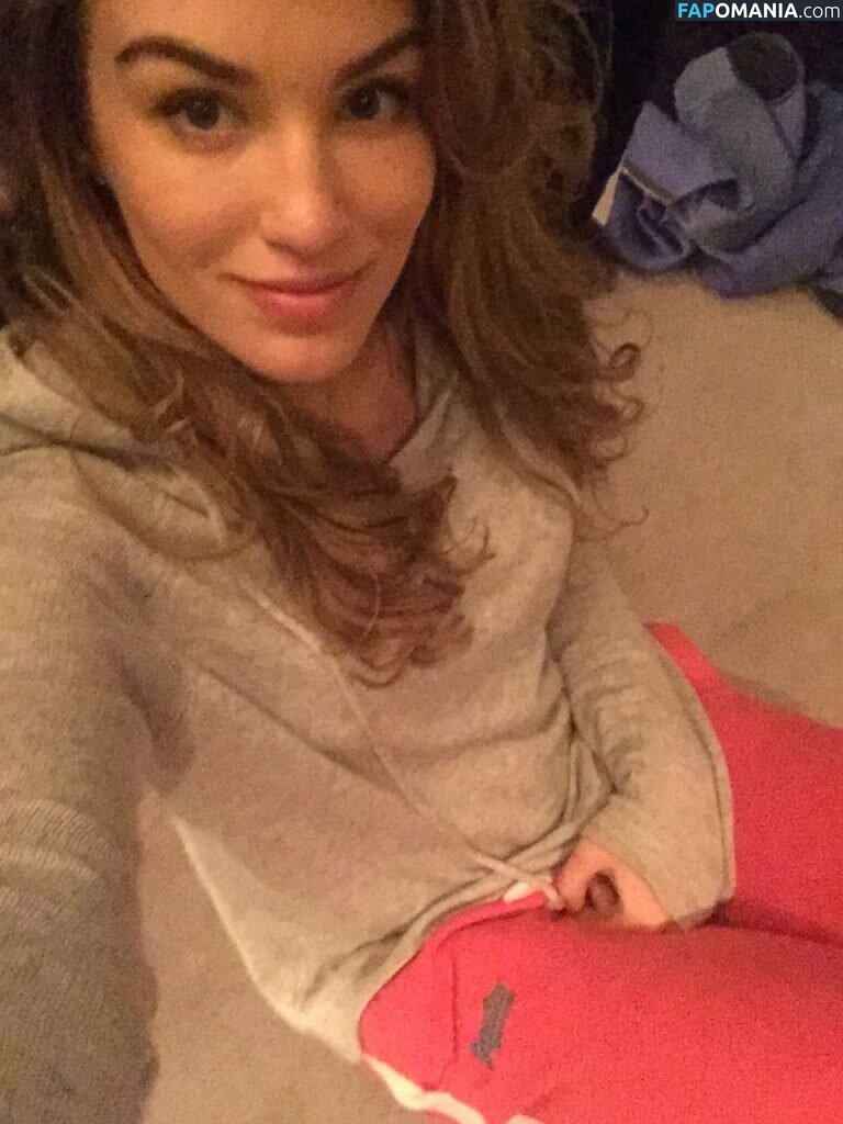 Amy Willerton Обнажённый Утёкшее фото #5