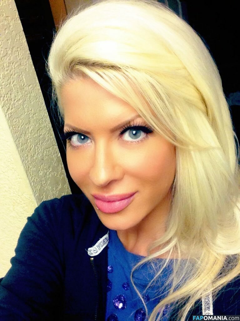 Angelina Love Обнажённый Утёкшее фото #23