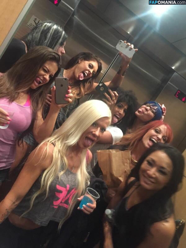 Angelina Love Обнажённый Утёкшее фото #24