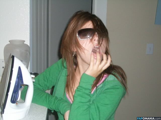 Anna Kendrick Обнажённый Утёкшее фото #6