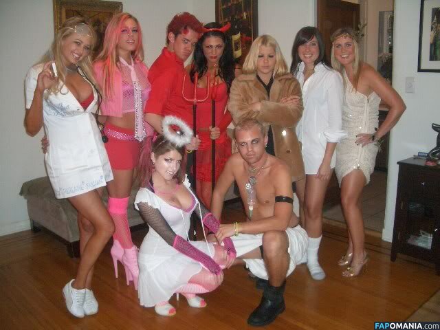 Anna Kendrick Обнажённый Утёкшее фото #19