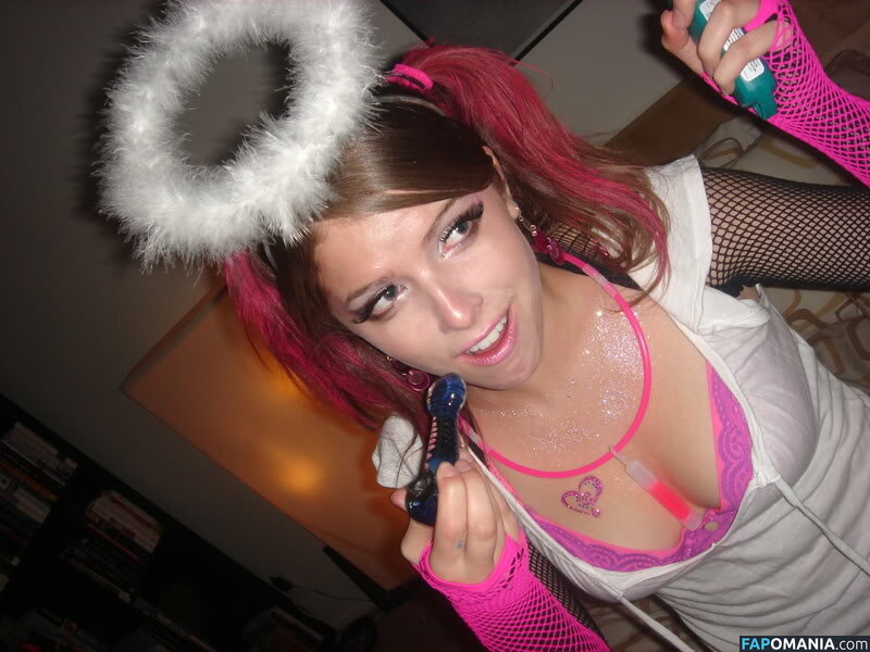 Anna Kendrick Обнажённый Утёкшее фото #34