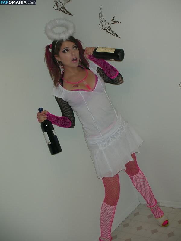 Anna Kendrick Обнажённый Утёкшее фото #61