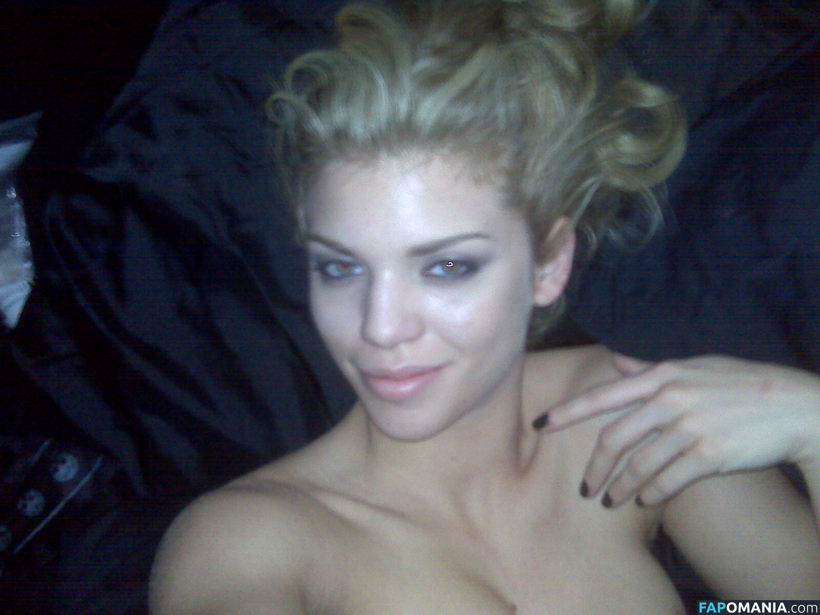 AnnaLynne McCord Обнажённый Утёкшее фото #36