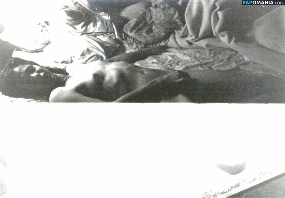 Ariadne Shaffer Обнажённый Утёкшее фото #10