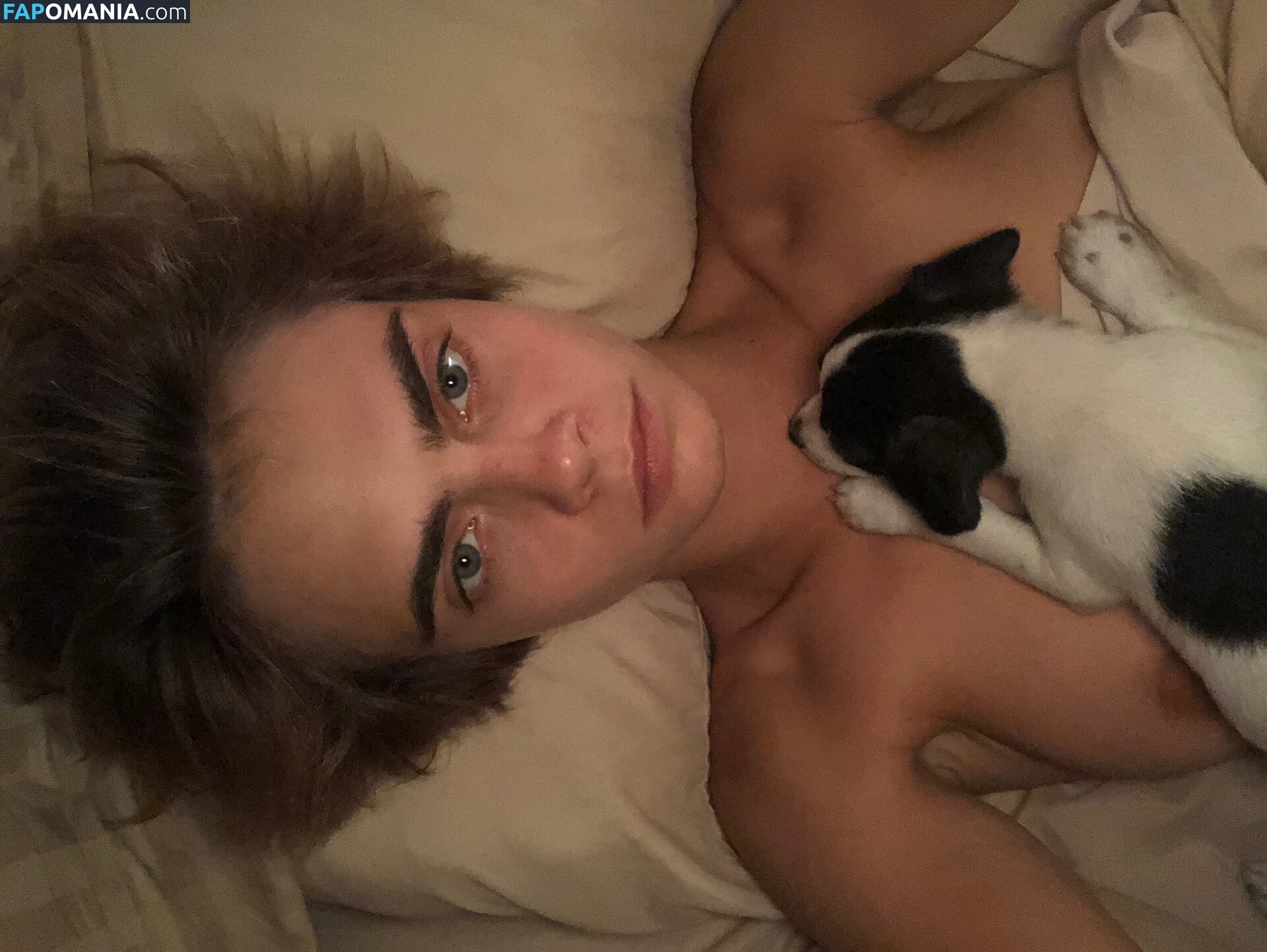 Ashley Benson And Cara Delevingne Обнажённый Утёкшее фото #36