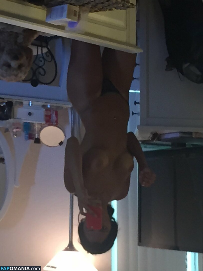 Ashley Hannawacker Обнажённый Утёкшее фото #11