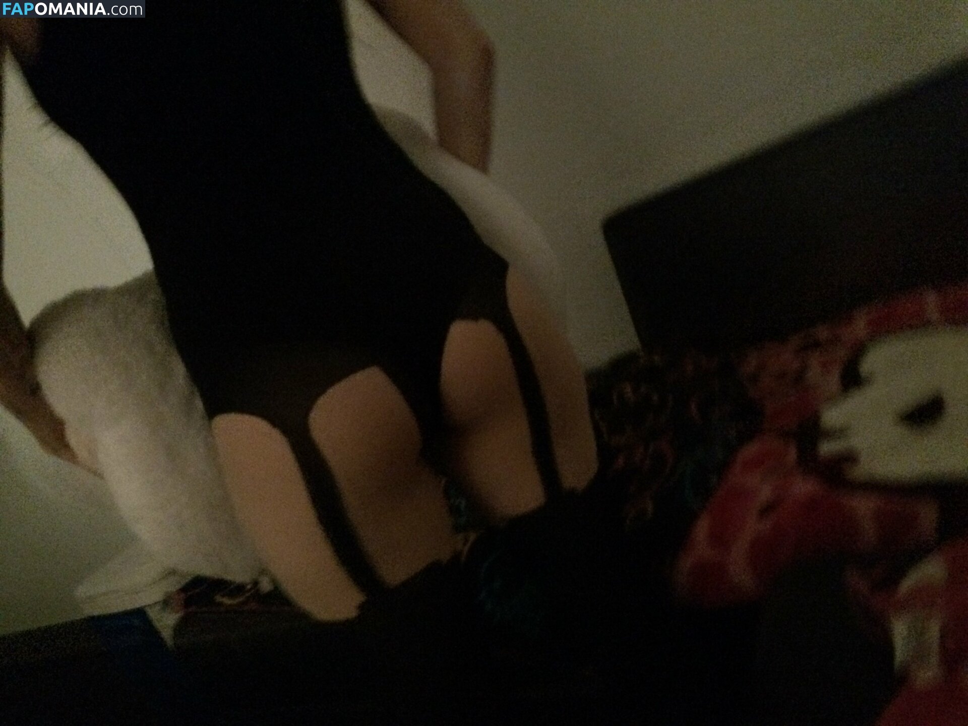 Avril Lavigne Обнажённый Утёкшее фото #18