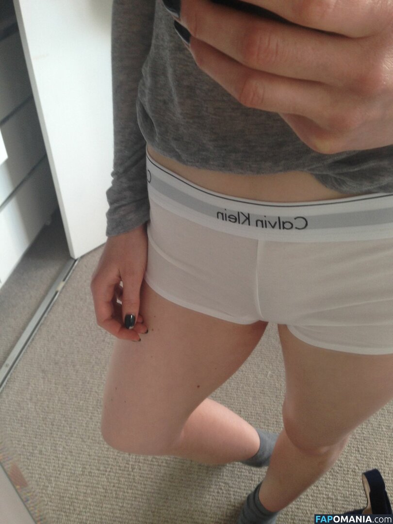 Bonnie Wright Обнажённый Утёкшее фото #20