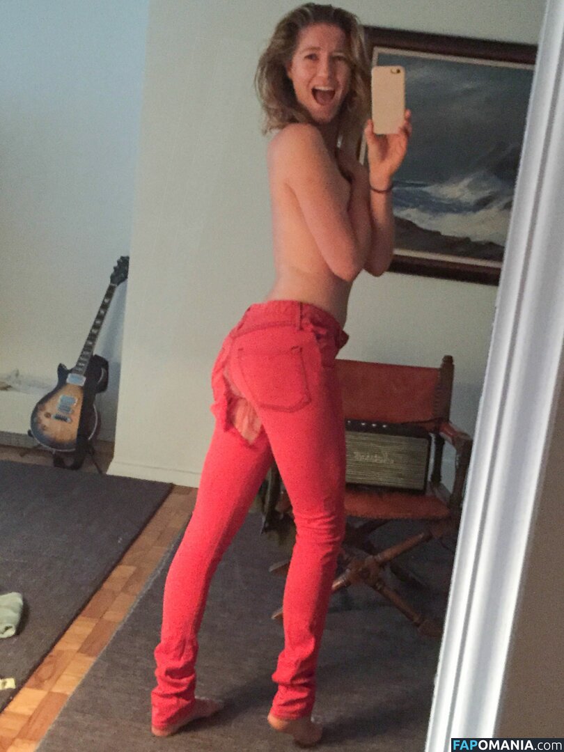 Caitlin Gerard Обнажённый Утёкшее фото #13