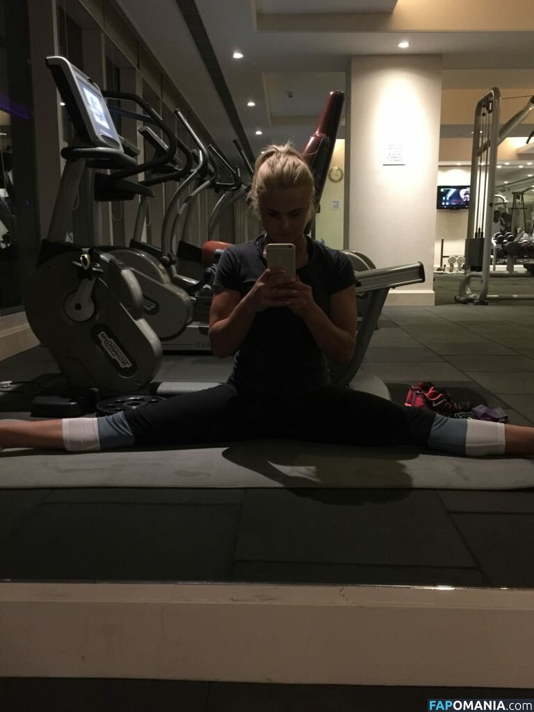 Carly Booth Обнажённый Утёкшее фото #88