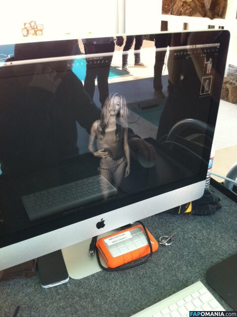 Cat Deeley Обнажённый Утёкшее фото #7