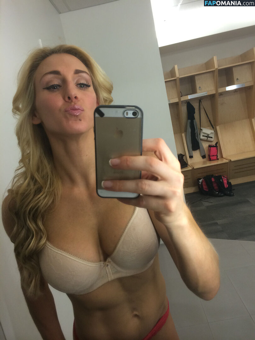 Charlotte Flair Обнажённый Утёкшее фото #13