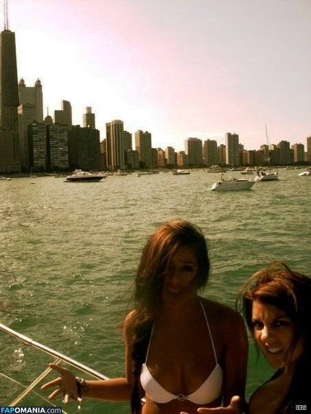 Chloe Bennett Обнажённый Утёкшее фото #6