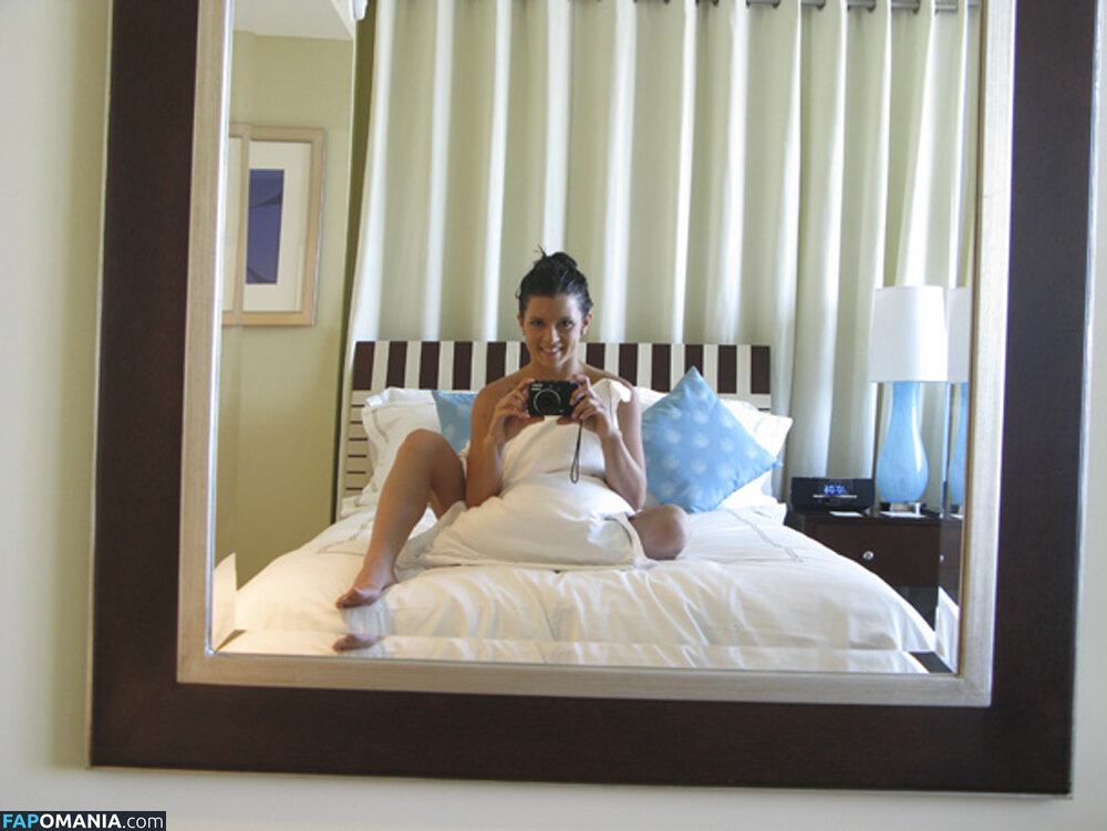 Danica Patrick Обнажённый Утёкшее фото #2