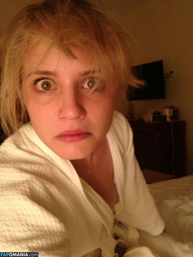 Dianna Agron Обнажённый Утёкшее фото #5