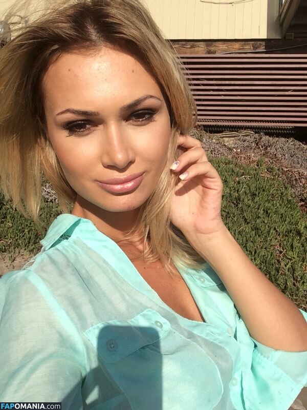 Emma Hernan Обнажённый Утёкшее фото #195