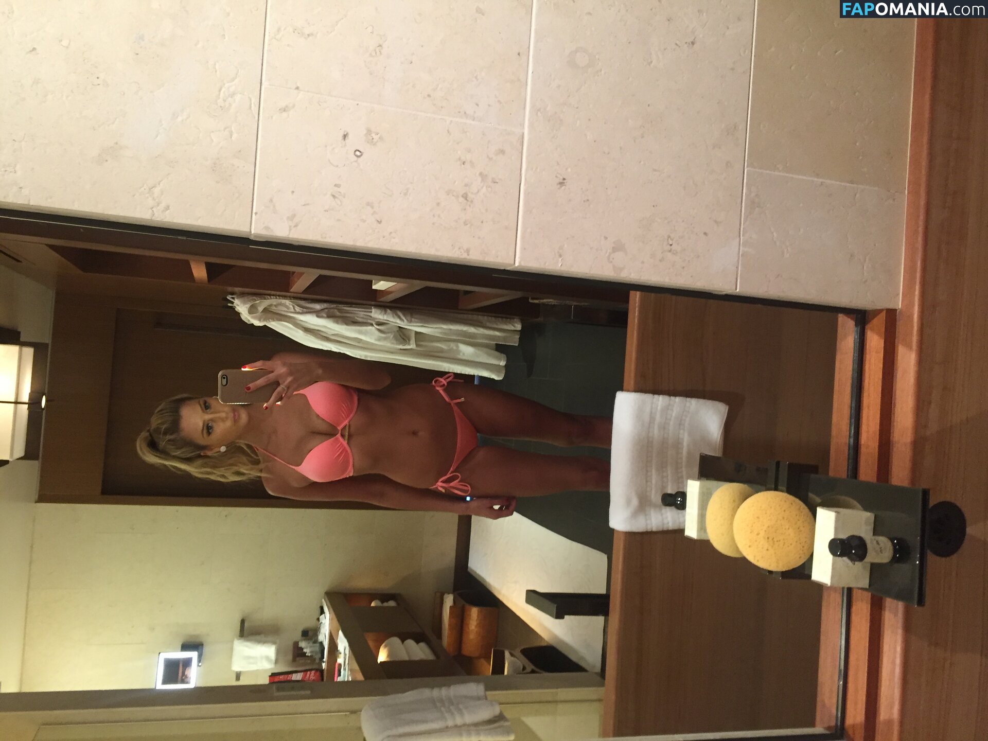 Emma Hernan Обнажённый Утёкшее фото #578