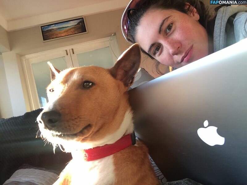 Emma Trott Обнажённый Утёкшее фото #6