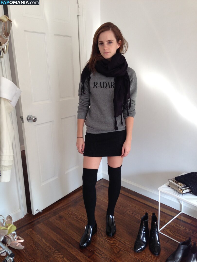 Emma Watson Обнажённый Утёкшее фото #78