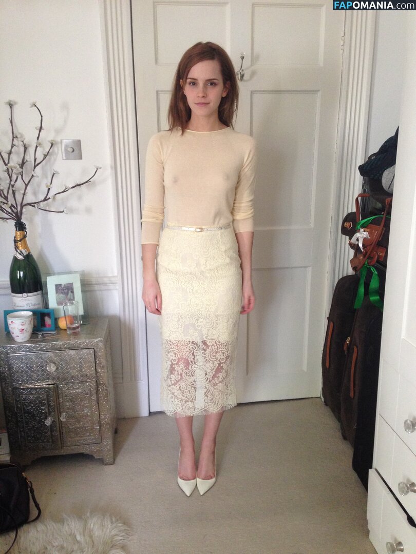 Emma Watson Обнажённый Утёкшее фото #121