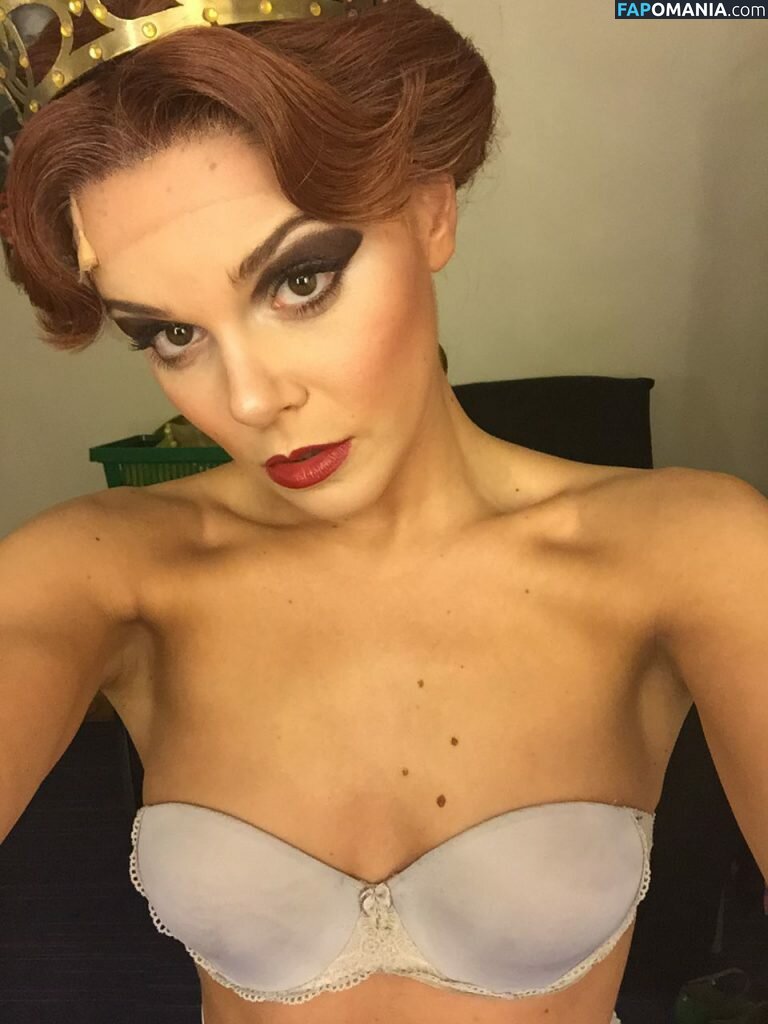 Faye Brookes Обнажённый Утёкшее фото #26