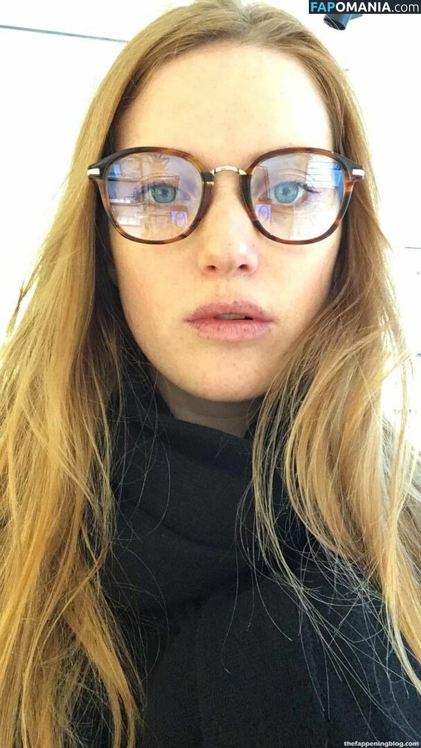 Fleur Geffrier Обнажённый Утёкшее фото #8