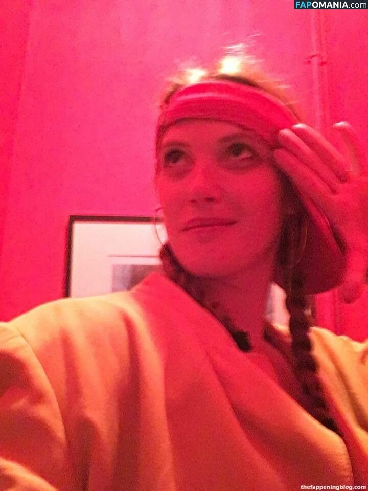 Fleur Geffrier Обнажённый Утёкшее фото #31