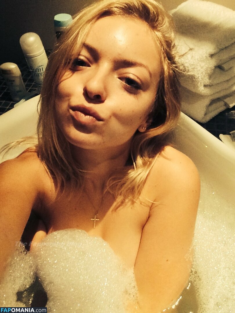 Francesca Eastwood Обнажённый Утёкшее фото #2
