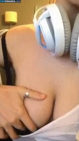 FrivolousFox Обнажённый Утёкшее фото #9