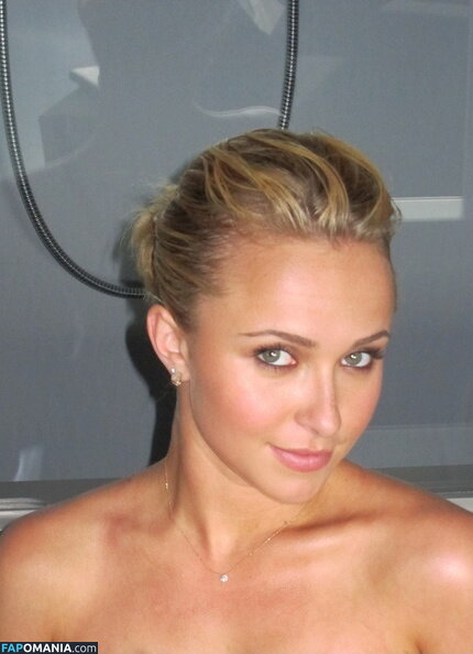 Hayden Panettiere Обнажённый Утёкшее фото #38