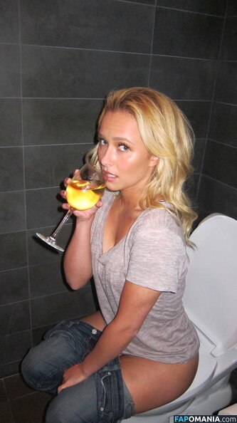 Hayden Panettiere Обнажённый Утёкшее фото #43