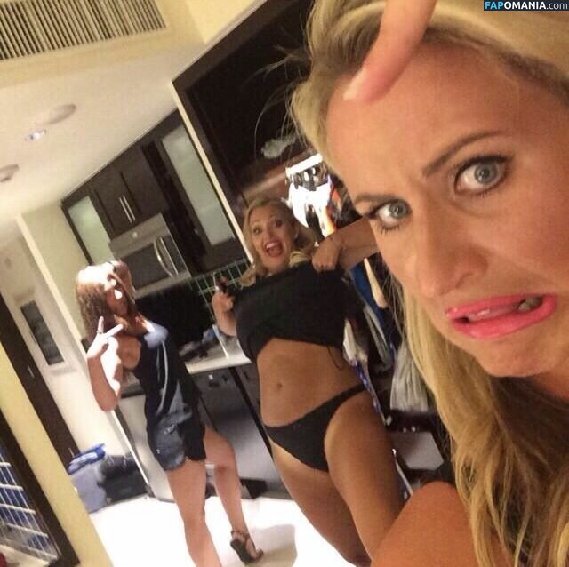 Hayley McQueen Обнажённый Утёкшее фото #5