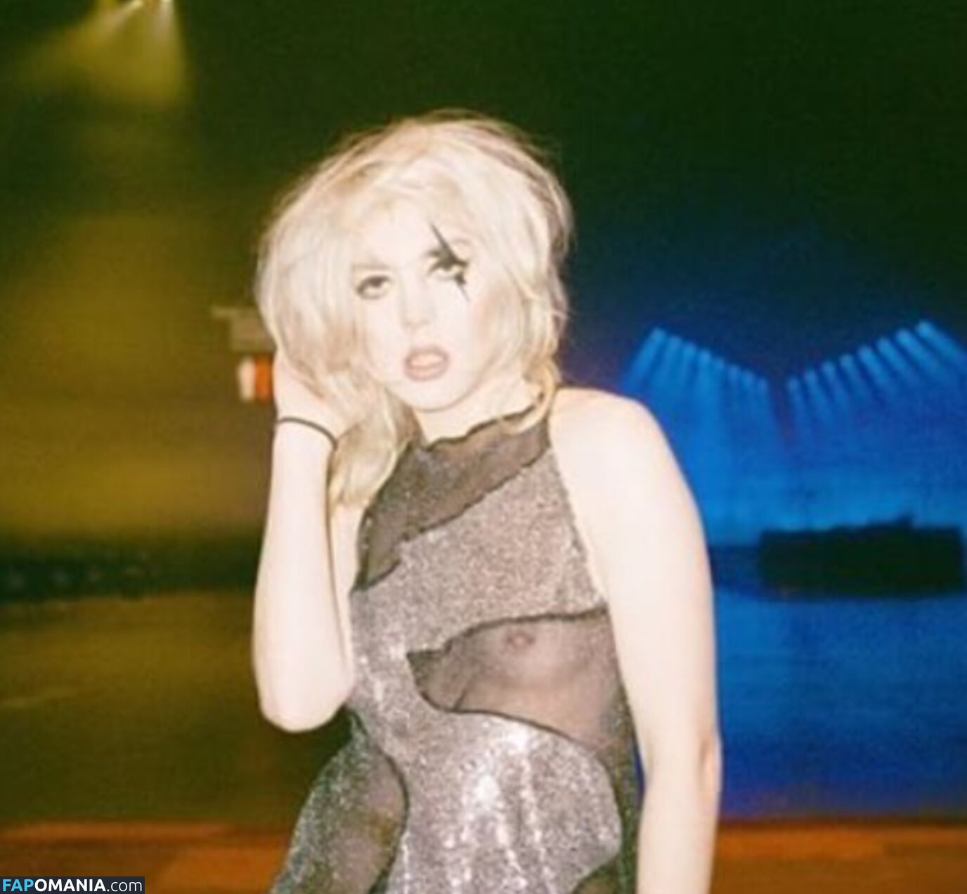 Izzy Phillips Обнажённый Утёкшее фото #3