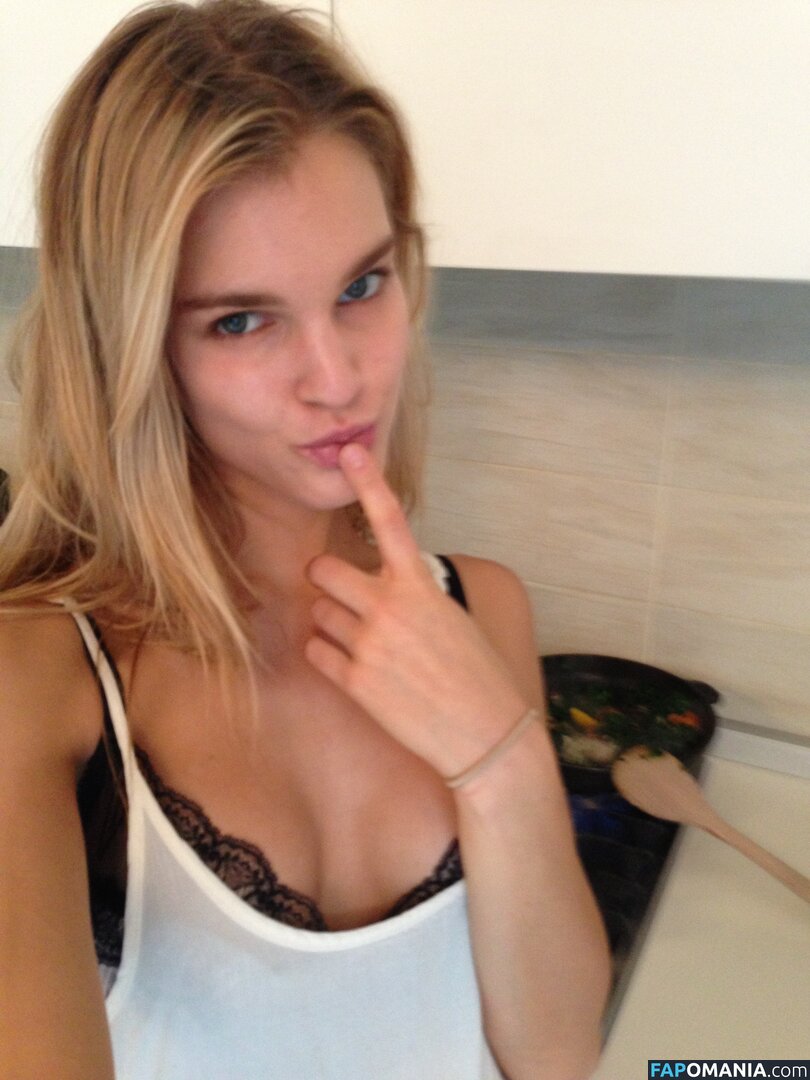 Joy Corrigan Обнажённый Утёкшее фото #3