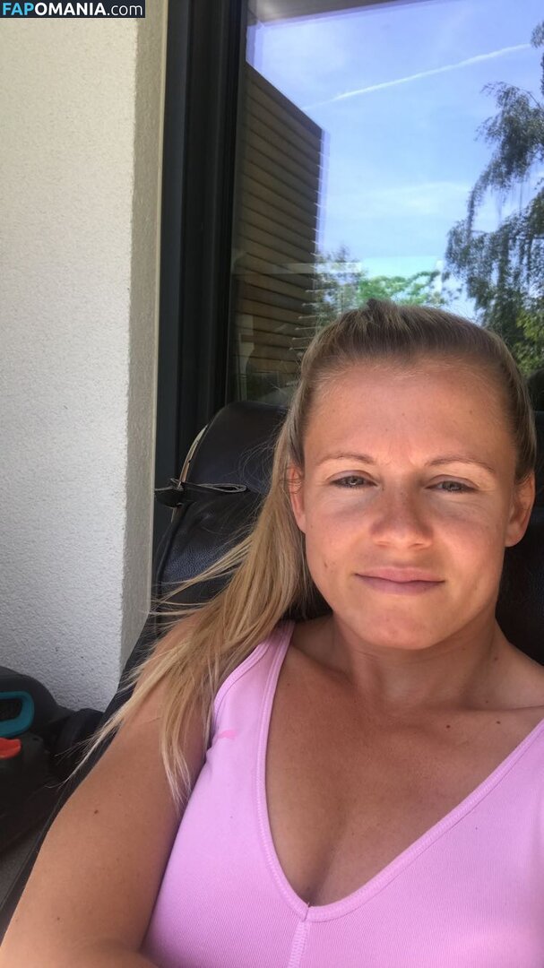 Julia Simic Обнажённый Утёкшее фото #2