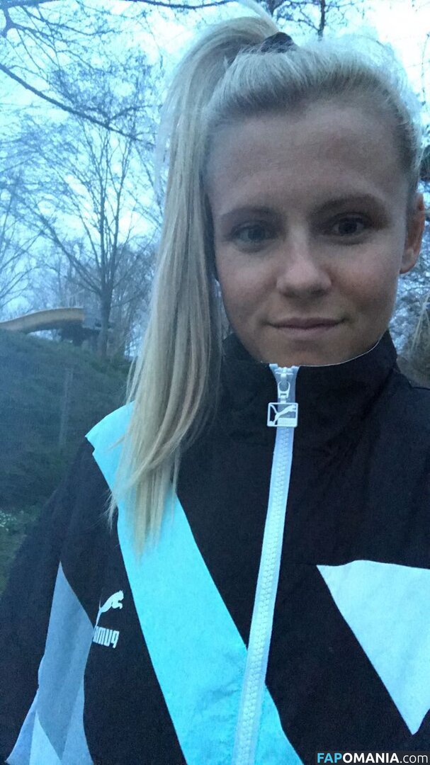 Julia Simic Обнажённый Утёкшее фото #22