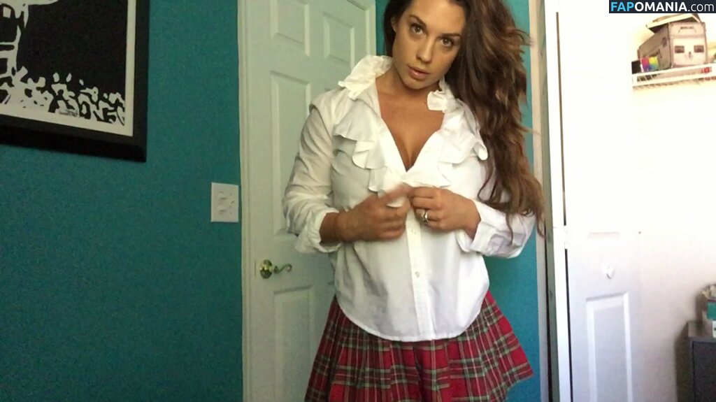 Kaitlyn WWE Обнажённый Утёкшее фото #12