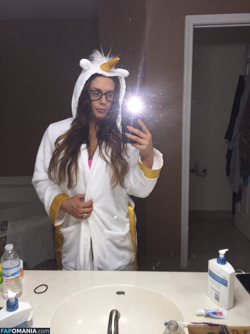 Kaitlyn WWE Обнажённый Утёкшее фото #72