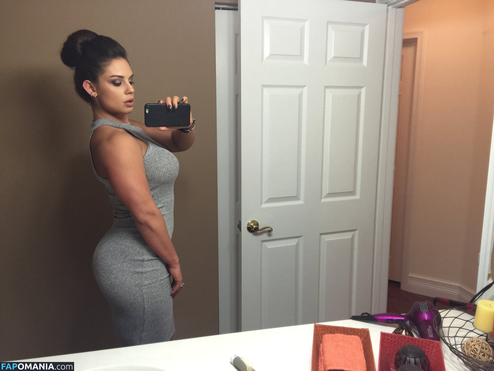 Kaitlyn WWE Обнажённый Утёкшее фото #136