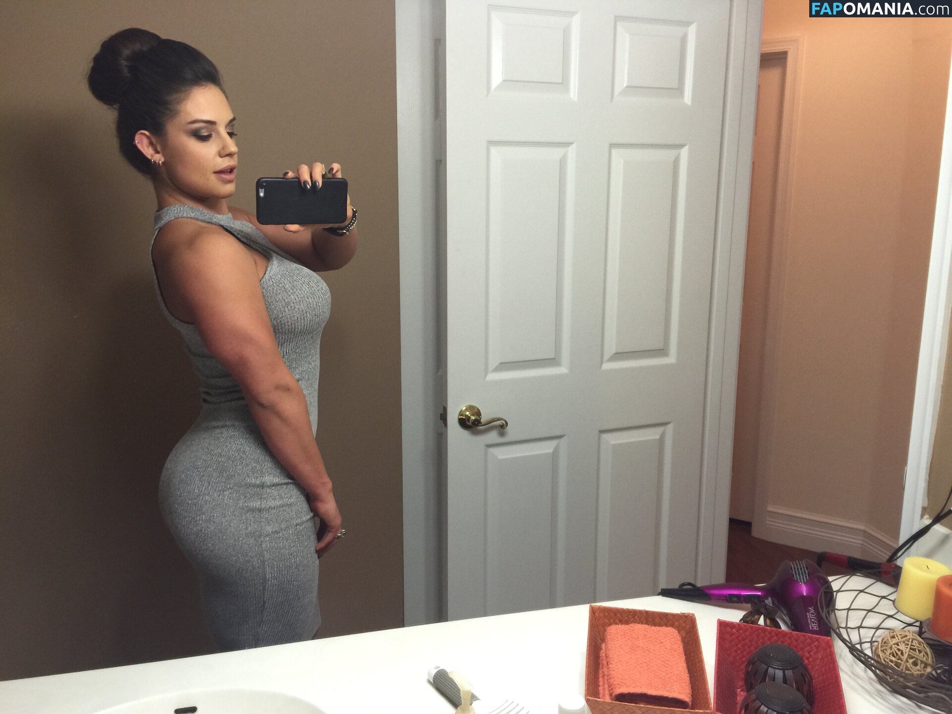 Kaitlyn WWE Обнажённый Утёкшее фото #137