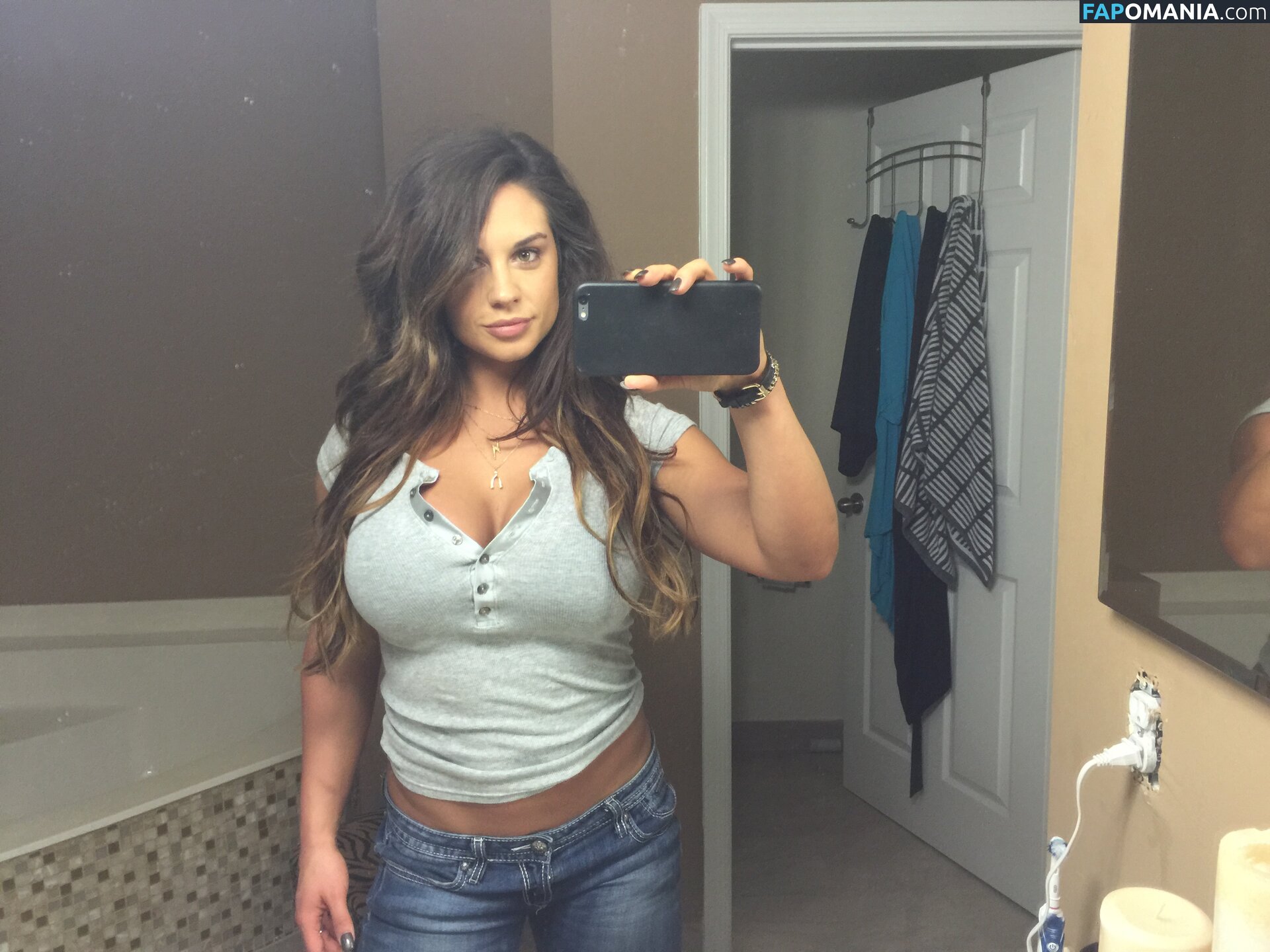 Kaitlyn WWE Обнажённый Утёкшее фото #153