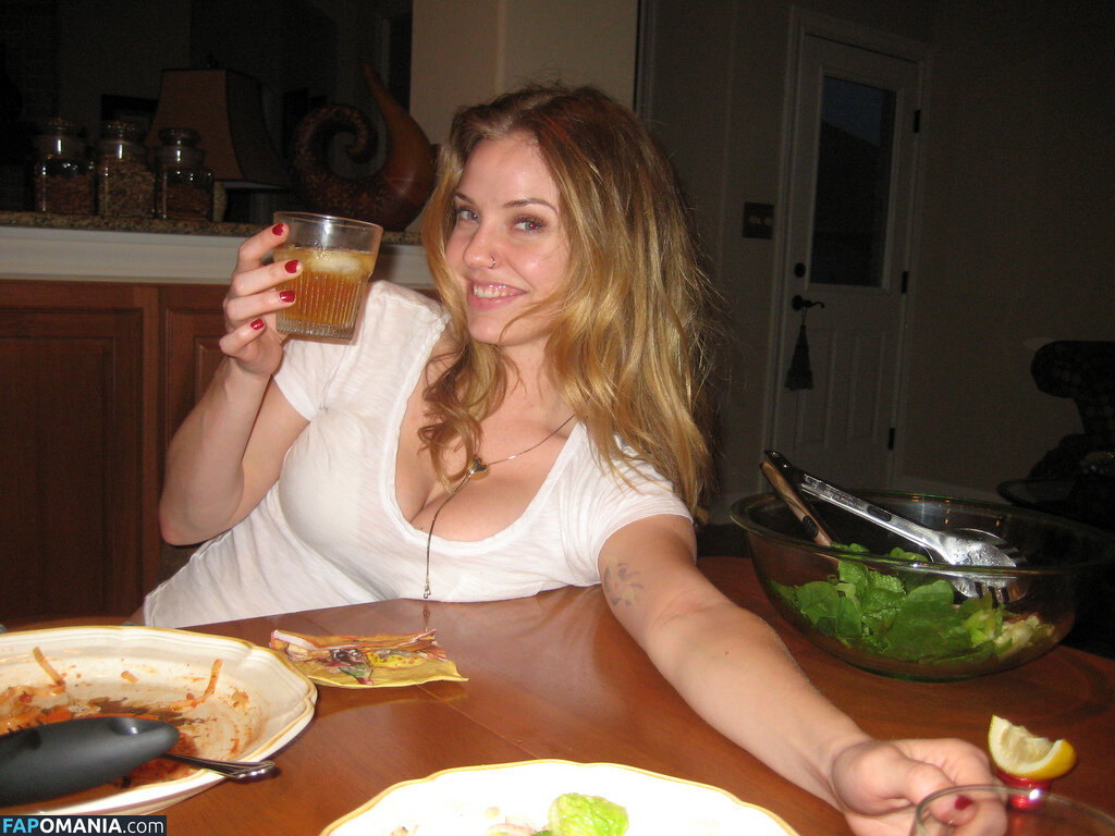 Kelli Garner Обнажённый Утёкшее фото #5