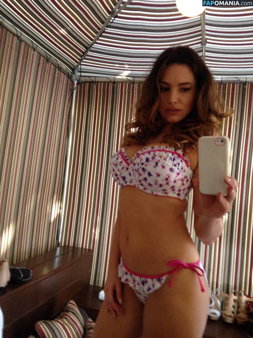 Kelly Brook Обнажённый Утёкшее фото #12