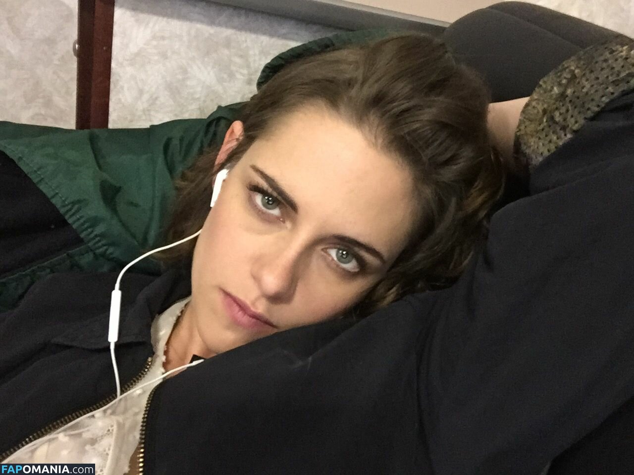 Kristen Stewart Обнажённый Утёкшее фото #100