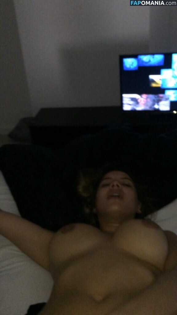 Lacey Banghard Обнажённый Утёкшее фото #11